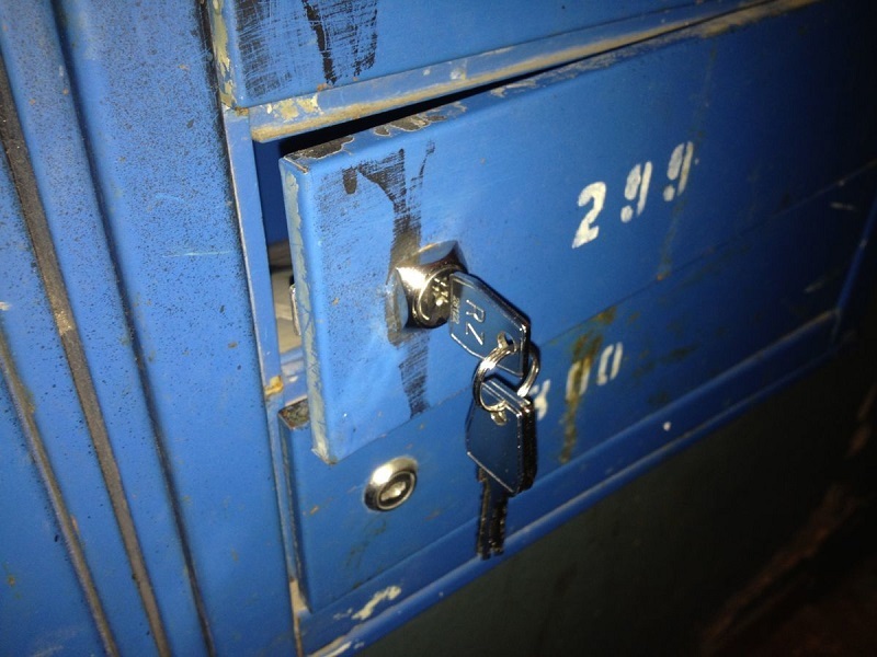 <span style="font-weight: bold;">Замена почтовых замков</span><br>