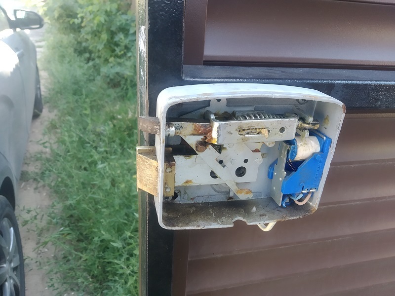 <span style="font-weight: bold;">Ремонт электромеханических замков</span><br>